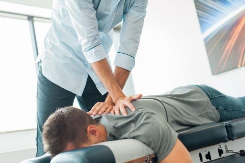 How chiropractic care can help manage chronic pain from auto accident injuries